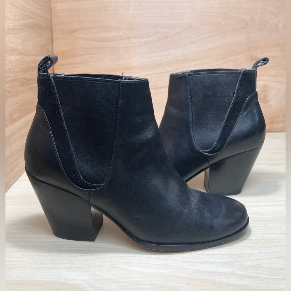 Cole Haan Grand OS Black Leather Heeled Ankle Booties